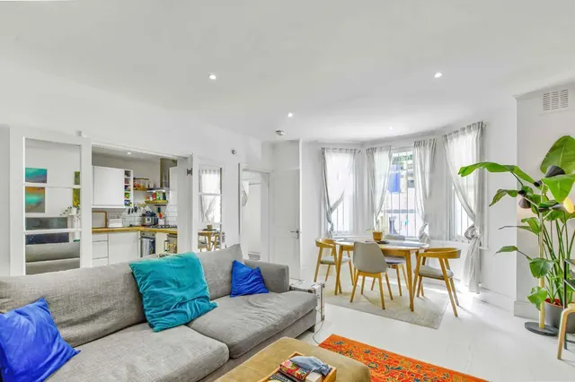 Elsham Road, W14, photo 2