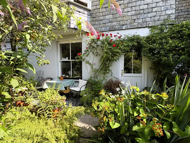 Photo 3 — Spring Hill, Tavistock...