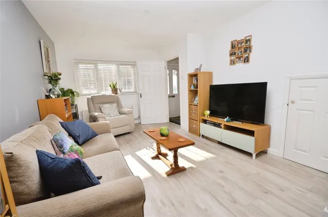 with 2 bedrooms in Bishop's Stortford, CM23, photo 2
