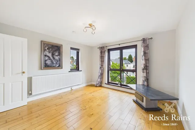 Knocklofty Court, Belfast, BT4, photo 2