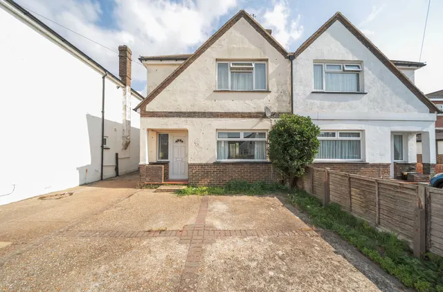 Culver Road, Lancing, BN15, photo 1