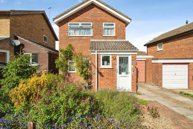 Queen Elizabeth Drive, Beccles, NR34, photo 1