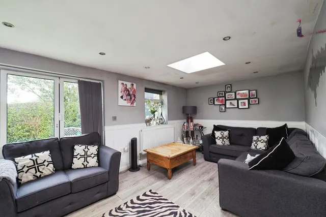 Photo 3 — Scalford Drive, Wollaton, Nottingham, NG8