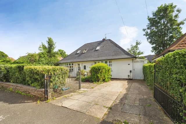 Scalford Drive, Wollaton, Nottingham, NG8, photo 1