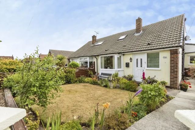 Orchard Drive, WAKEFIELD, West Yorkshire, WF4, photo 1