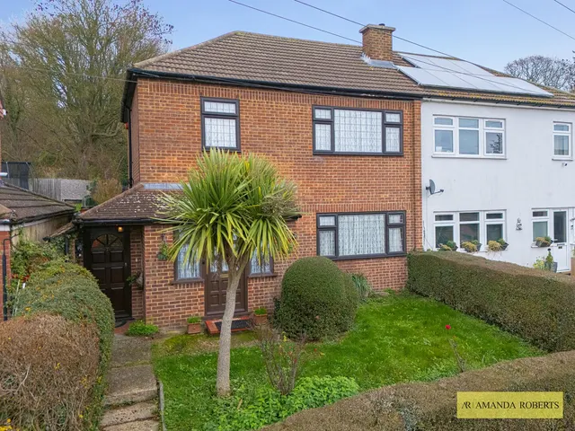 Photo 2 — Antlers Hill, London