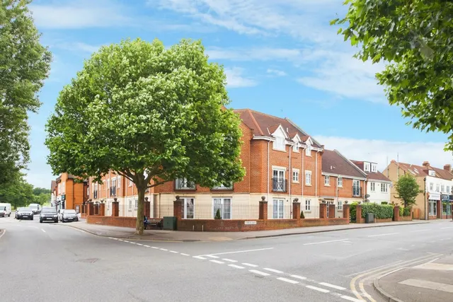 Forest Drive, Theydon Bois, CM16, photo 1