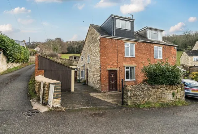 Thrupp Lane, Thrupp, GL5, photo 1