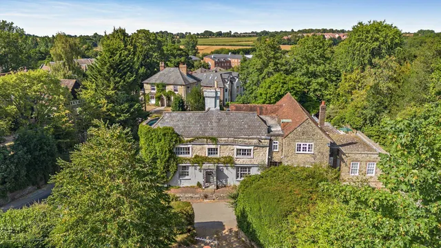 Old Rectory Lane, Pulborough, RH20, photo 2