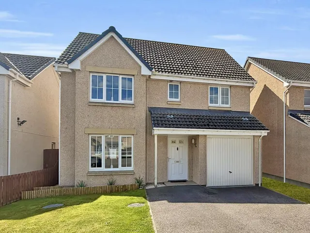 Thornhill Drive, Elgin, photo 1