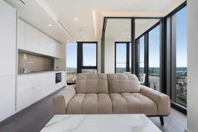 Damac Tower, Bondway, SW8, photo 2