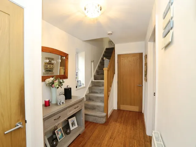 Harlech Drive, NP10, photo 2