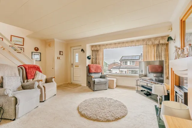 Photo 3 — Fairways Drive, Burnley, Lancashire, BB11