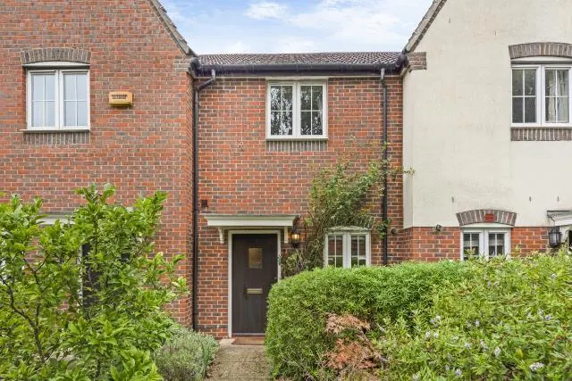 Lynn Close, Marston, OX3, photo 1