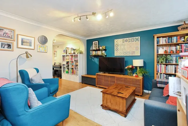 Amberley Close, Tonbridge, TN9, photo 2
