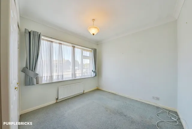Cedar Avenue, Hitchin, SG5, photo 3