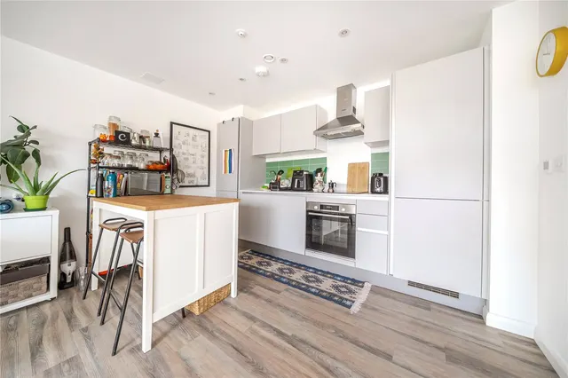 Doyle Road, London, SE25, photo 1