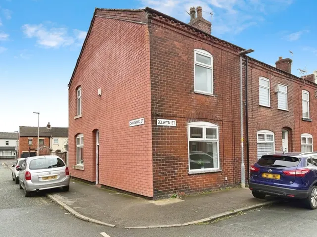 Chadwick Street, Leigh, photo 1