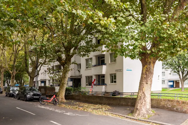 8 Mortain House, Roseberry Street, London, photo 1