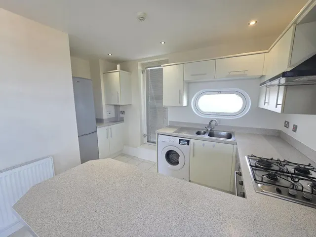 Watkin Road, Leicester, LE2, photo 3