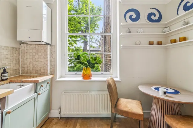 Photo 2 — Sunderland Terrace, London, W2