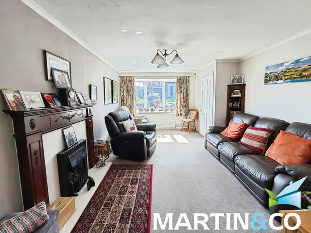 Photo 2 — Netherton, Wakefield, West Yorkshire