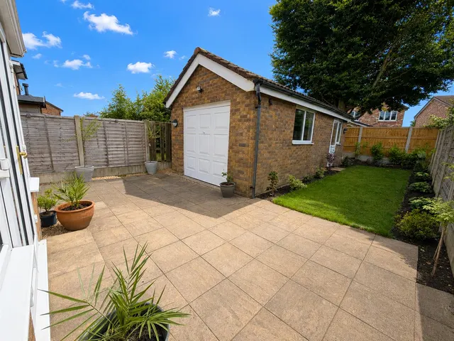 Turnberry Drive, Wilmslow, SK9, photo 2