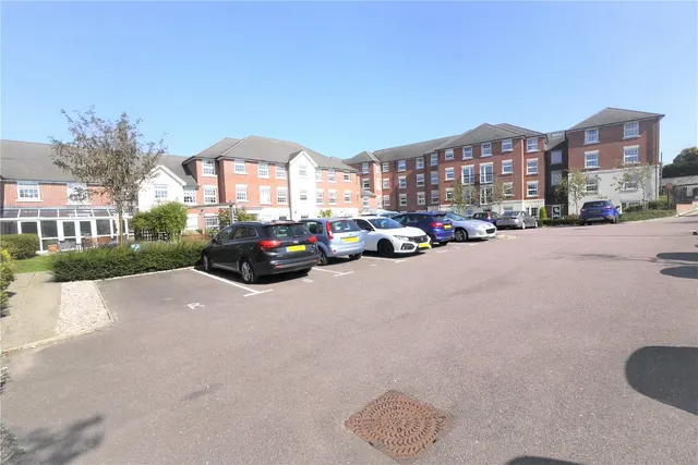 High Street, Ongar, CM5, photo 1