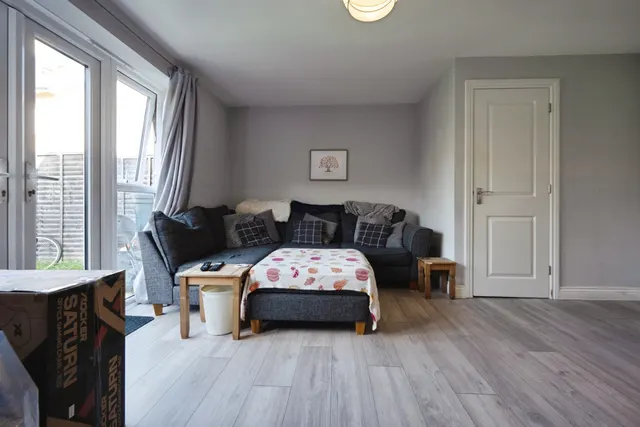 Cantley Road, Great Denham, MK40, photo 2