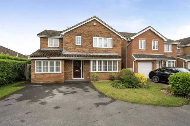 Corvette Avenue, Warsash, photo 1
