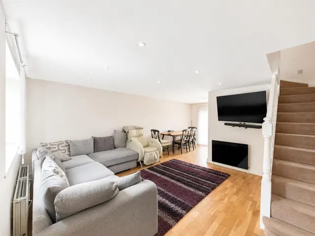 End Terrace, Norwood Green, UB2, photo 2