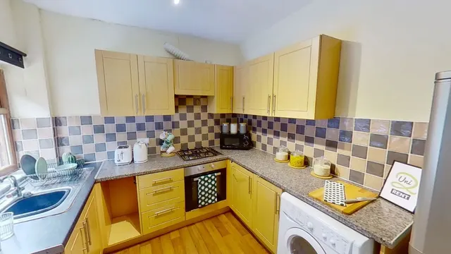 Church Grove, Nottingham, NG7, photo 2