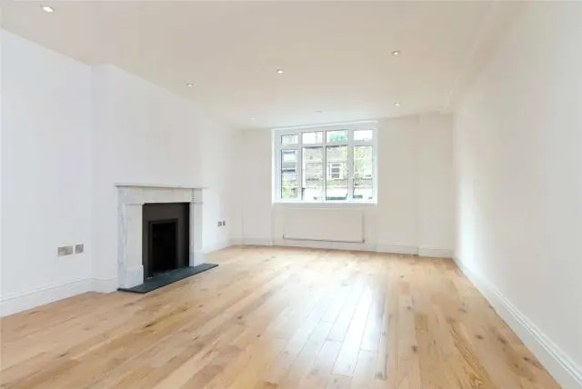 St. James Close, St Johns Wood, NW8, photo 1
