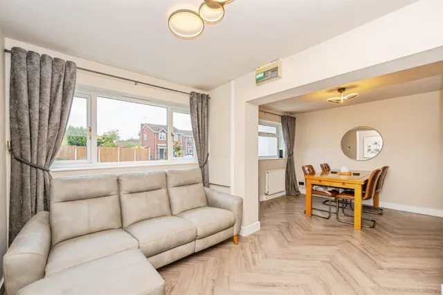Highgrove Close, Stretton, DE13, photo 3