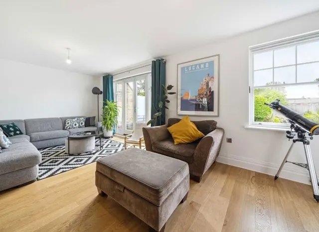 Ormond Avenue, Hampton, TW12, photo 3