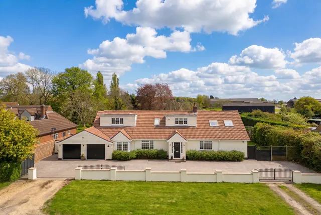 Woodside Green, Great Hallingbury, CM22, photo 1