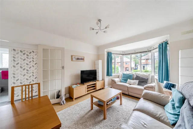 Photo 3 — Coney Hill Road, West Wickham, BR4