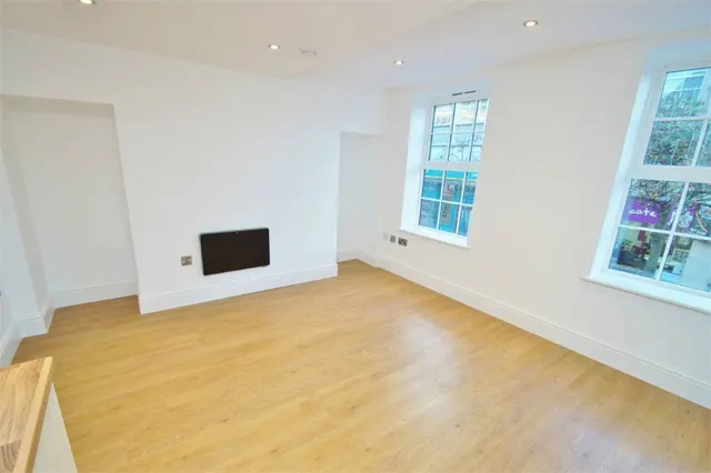 Photo 3 — Church Court, Little Church Street, Rugby, Warwickshire, CV21 3AW