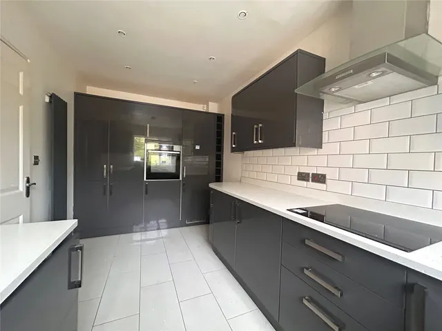 Photo 3 — Saltmeadows, Nantwich, Cheshire, CW5