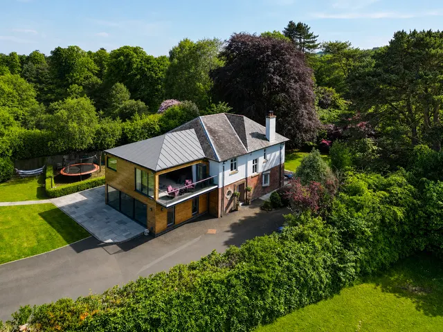 Westwood House, 22 Greenfield Avenue, Alloway, KA7 4NW, photo 1