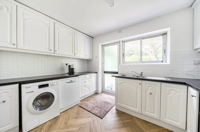 Buckham Thorns Road, Westerham, photo 2