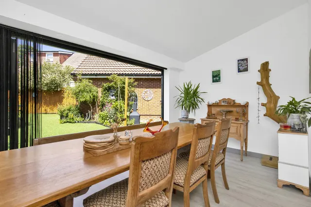 Sarisbury Green, Southampton, SO31, photo 2