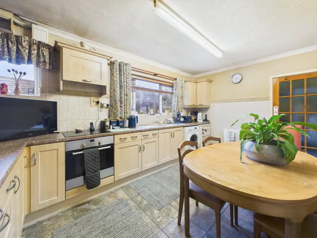 Parkhill, Whitecroft, GL15, photo 3