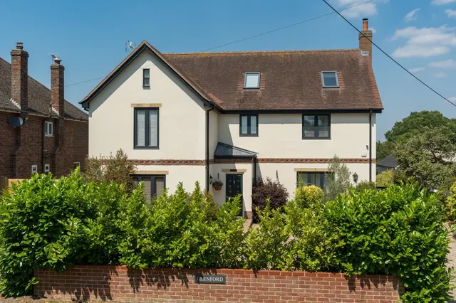 Abberton Road, Layer-De-La-Haye, CO2, photo 1