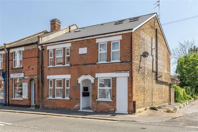 Ludwell House, Chertsey, KT16, photo 1