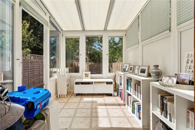 Photo 3 — Fallsbrook Road, London, SW16