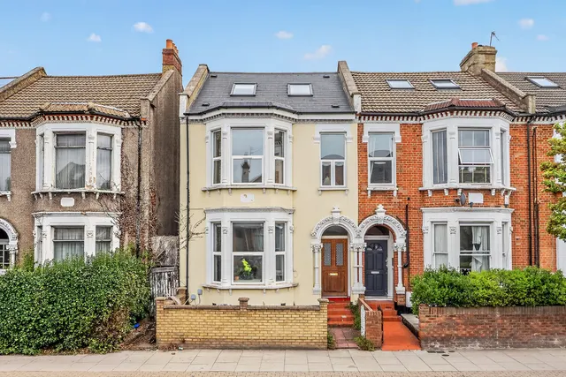 Photo 3 — Tooting Bec Road, London, SW17