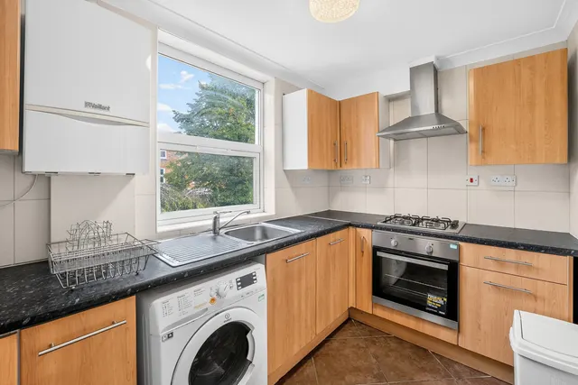 Photo 2 — Tooting Bec Road, London, SW17