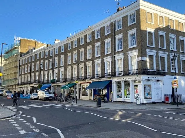 Photo 2 — Craven Road, Bayswater, W2