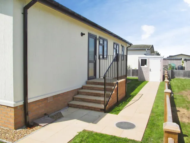 Palm Grove Court, Thorne, DN8, photo 2
